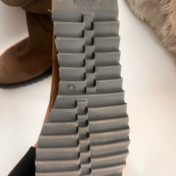 Aquatalia Perdi Weatherproof Taupe Suede lined shearling Cuff Ankle Boot 9 - Picture 6 of 15